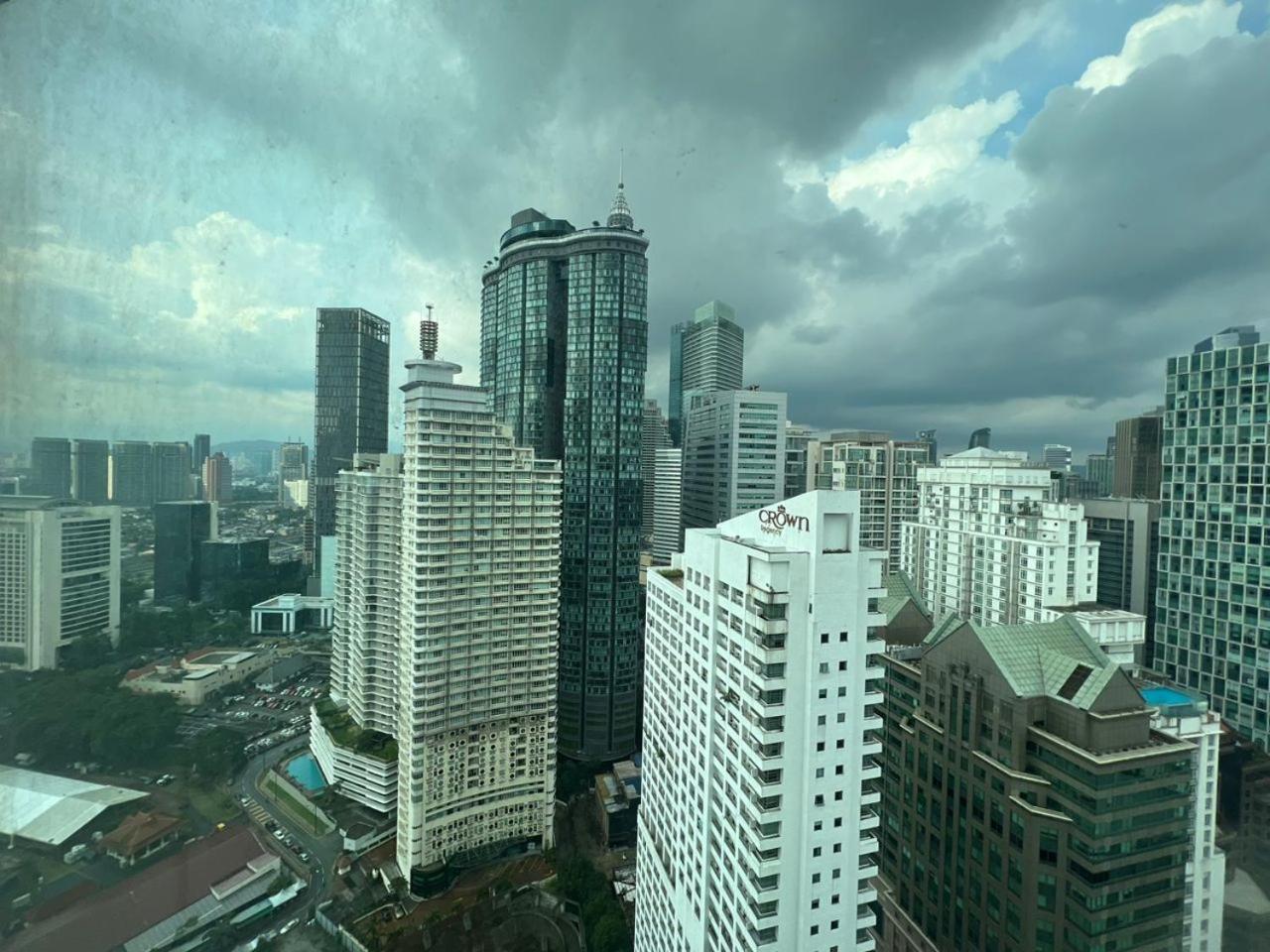 Vortex Kl Tower View& Kl118 View *